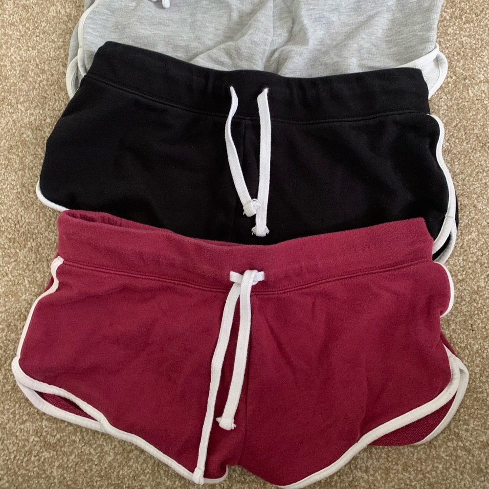 comfy tied shorts